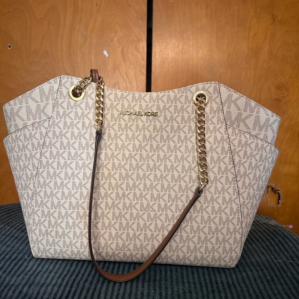 Michael Kors Full size Purse